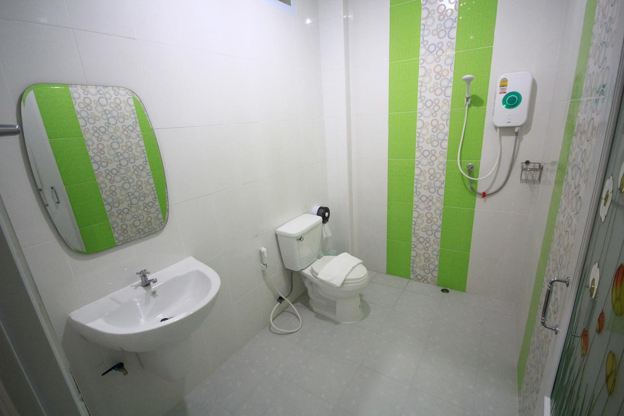 Orapan Place Lampang Ngoại thất bức ảnh