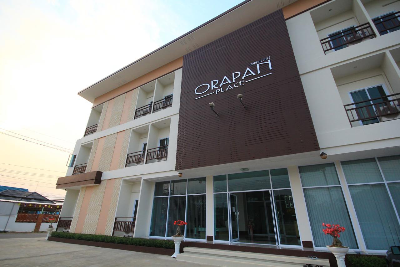 Orapan Place Lampang Ngoại thất bức ảnh